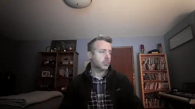 chrisw8140 online show from February 22, 11:47 pm