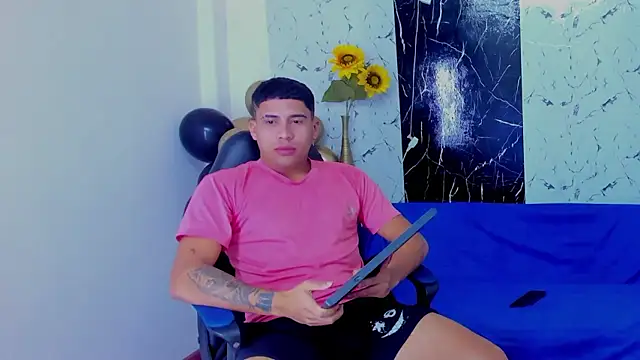 Franco ferrer online show from January 12, 6:29 am