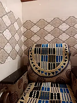 Cute purnima143 online show from April 14, 5:02 am