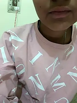 Snapshot of Aaradhna-_hoy chatting on March 2, 6:03 am Aaradhna- hoy online show from March 2, 6:03 am