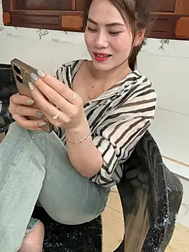 Llabi2k online show from April 3, 11:08 am