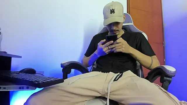 Yankees xxx online show from March 22, 11:57 am