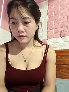 Ngocmai lazdy online show from February 27, 9:42 am