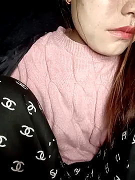 natra0033 online show from February 1, 12:42 am