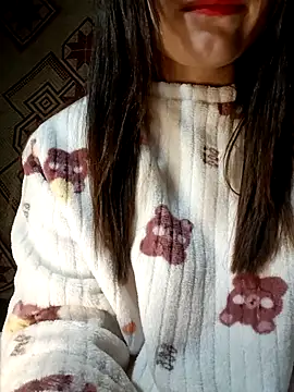 natra0033 online show from February 18, 2:46 pm