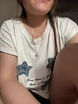 natra0033 online show from July 25, 11:46 pm