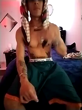 Santiagoo091 online show from January 12, 6:35 pm