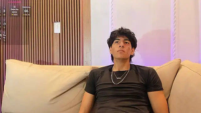 Snapshot of noahx_valko chatting on February 7, 1:48 pm noahx valko online show from February 7, 1:48 pm