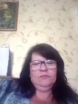 NysiOlsen online show from May 9, 10:31 am