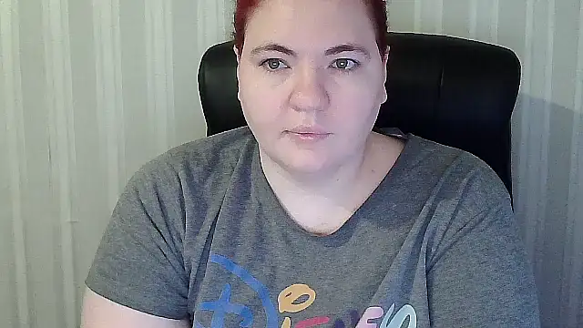 Snapshot of OskaAh chatting on January 13, 1:49 pm OskaAh online show from January 13, 1:49 pm