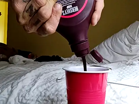 Snapshot of sterng6969 chatting on February 27, 5:07 am sterng6969 online show from February 27, 5:07 am