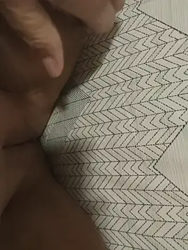 Snapshot of Karine0806 chatting on February 16, 3:24 am Karine0806 online show from February 16, 3:24 am