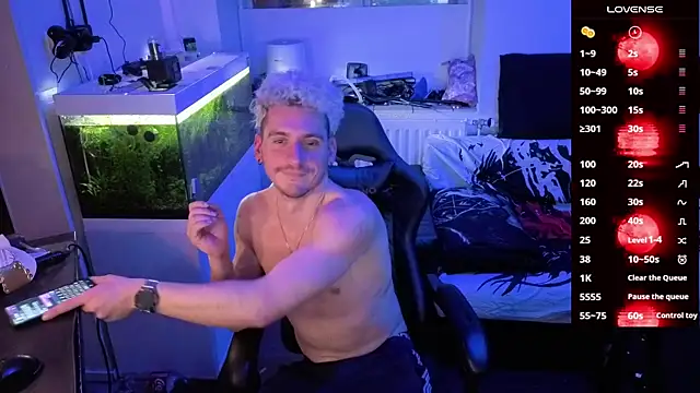 Rayzel White online show from February 27, 9:37 pm