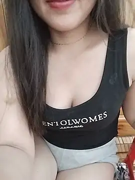 Snapshot of MaiNgoc_sexy chatting on July 6, 3:03 pm MaiNgoc sexy online show from July 6, 3:03 pm