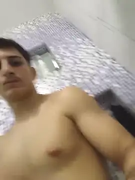 Snapshot of Iurivictor chatting on May 28, 10:18 pm Iurivictor online show from May 28, 10:18 pm