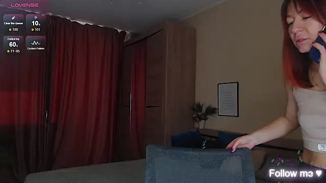 Snapshot of FireWater6 chatting on February 4, 5:35 am FireWater6 online show from February 4, 5:35 am