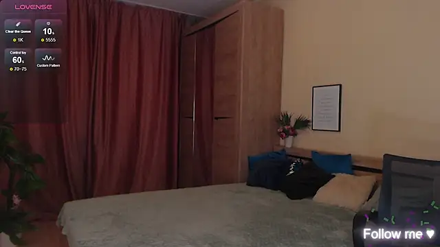 Snapshot of FireWater6 chatting on February 8, 10:18 am FireWater6 online show from February 8, 10:18 am