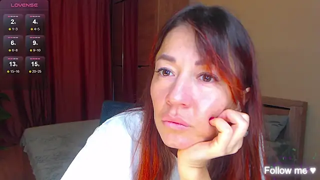 Snapshot of FireWater6 chatting on February 16, 6:31 am FireWater6 online show from February 16, 6:31 am