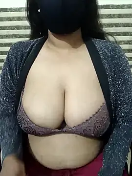 Snapshot of Sexy_risu chatting on February 25, 2:59 pm Sexy risu online show from February 25, 2:59 pm