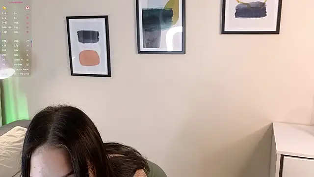 Jenifer Stound online show from February 25, 3:21 pm