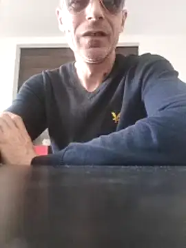 Ianne150 online show from April 1, 1:41 pm