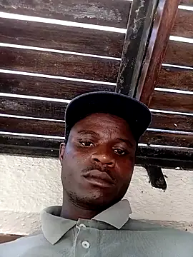 Snapshot of dicklife3485 chatting on February 13, 9:05 am dicklife3485 online show from February 13, 9:05 am