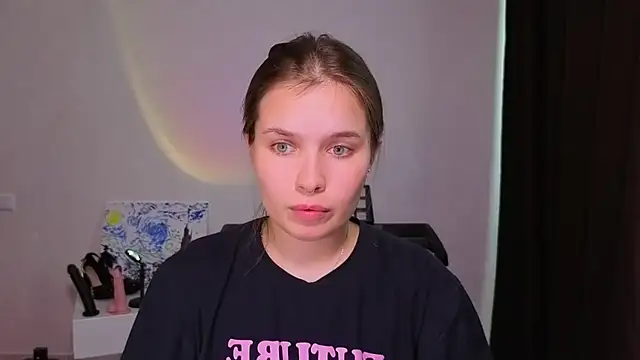 Catherine Karis online show from July 14, 3:07 pm