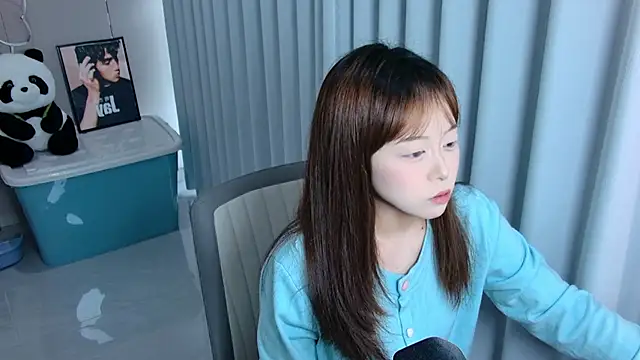 yuki-888 online show from April 7, 8:04 am