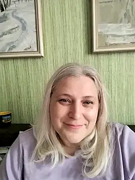 NyushaLollipop online show from May 11, 9:48 am