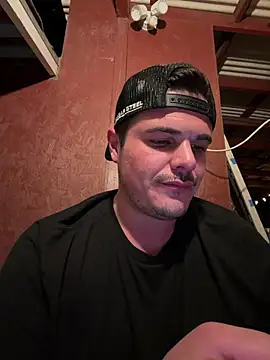 Snapshot of Derekmars chatting on April 6, 5:41 am Derekmars online show from April 6, 5:41 am