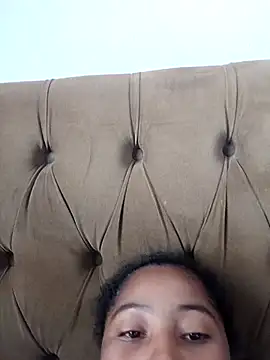 MichelyMaia online show from January 14, 12:44 pm