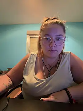 Snapshot of _maracr19_ chatting on July 14, 11:16 am maracr19 online show from July 14, 11:16 am