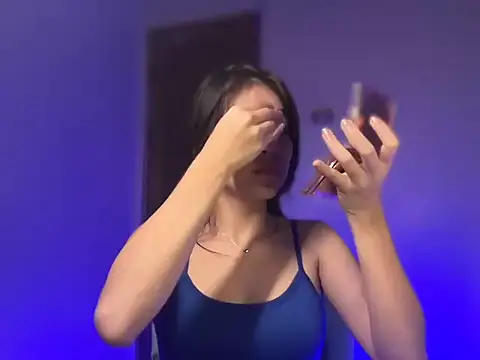 lovely amara19 online show from March 20, 9:47 am