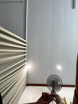 nmducnb online show from February 13, 7:04 am