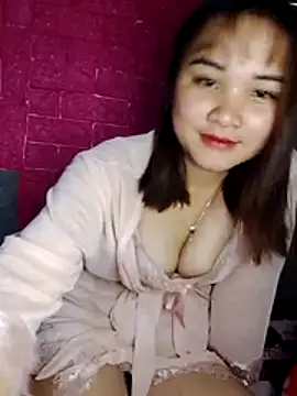 Snapshot of Lisakeem chatting on February 5, 5:23 am Lisakeem online show from February 5, 5:23 am