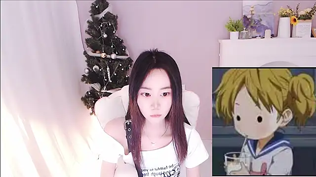 Snapshot of tool-01 chatting on February 3, 7:30 pm tool-01 online show from February 3, 7:30 pm