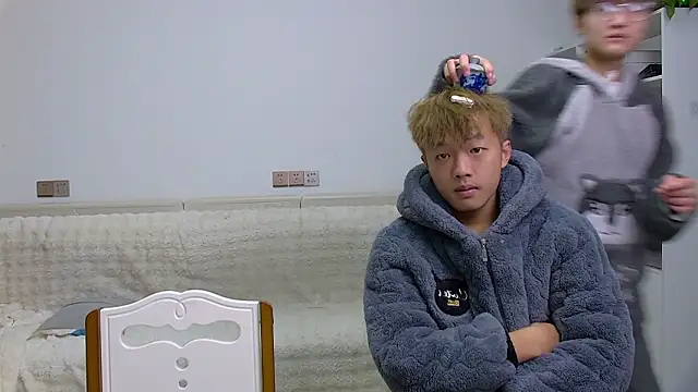 Chocolates-001 online show from February 1, 10:47 am