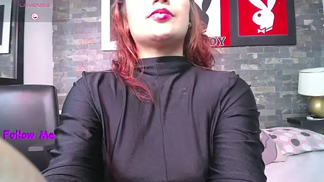 Snapshot of zahra24659 chatting on February 18, 7:21 pm zahra24659 online show from February 18, 7:21 pm