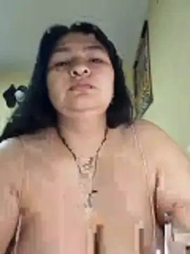 LauraHorny69 online show from April 20, 9:05 pm