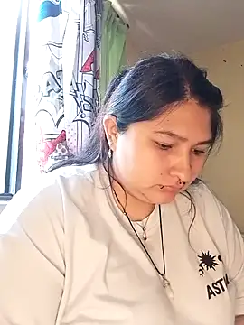 Snapshot of LauraHorny69 chatting on July 21, 8:00 pm LauraHorny69 online show from July 21, 8:00 pm