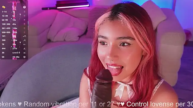 Dakota velvet  online show from February 23, 12:24 pm