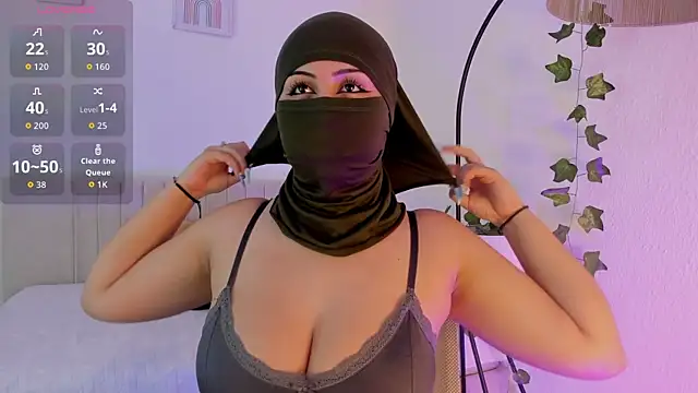  Amirah online show from March 9, 6:45 pm