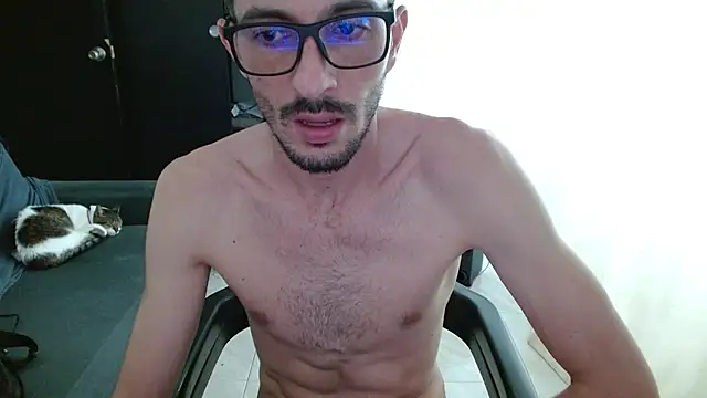 Snapshot of maskguy23 chatting on July 23, 10:19 pm maskguy23 online show from July 23, 10:19 pm