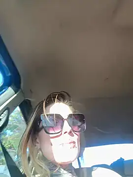 allymoon1369 online show from May 23, 2:06 am