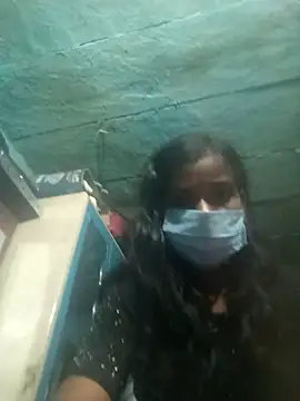 Snapshot of priyasharma899 chatting on February 13, 6:15 pm priyasharma899 online show from February 13, 6:15 pm