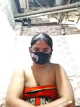 Hot Sweeti online show from February 1, 9:52 am