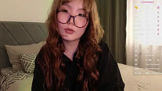 nullgirl online show from March 20, 12:26 am