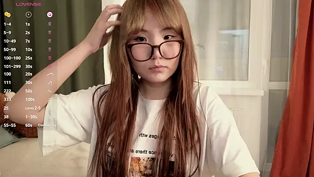 nullgirl online show from March 24, 1:32 am