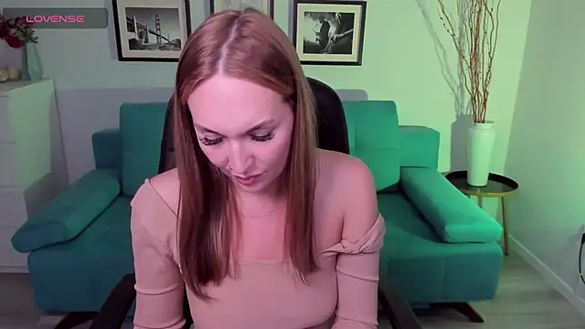 EvieMagical online show from March 12, 6:19 am