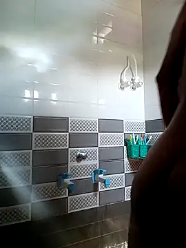 Snapshot of Hairymax_boy chatting on March 4, 7:47 am Hairymax boy online show from March 4, 7:47 am